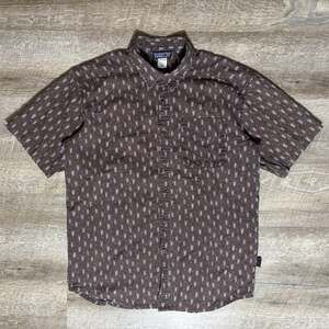 Patagonia Button Up Shirt Men's M Brown Short Sleeve Pattern Outdoor *FLAW*